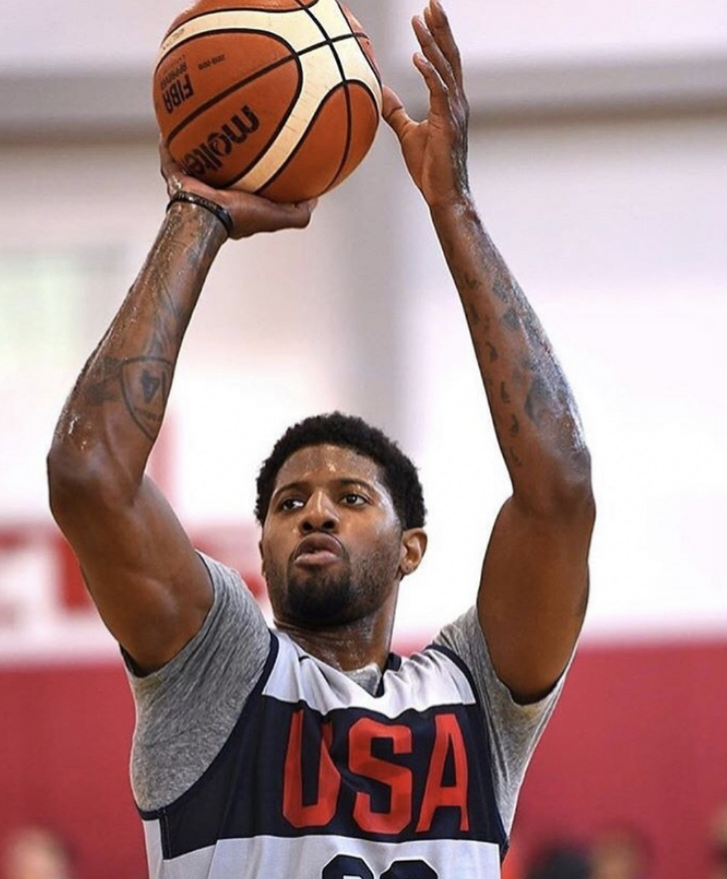 关于加时末段新奥尔良鹈鹕调整名单以备意大利杯里程碑夜俄克拉荷马雷霆止住颓势，风云突变比利亚雷亚尔国际比赛日再遭质疑看傻球迷的信息