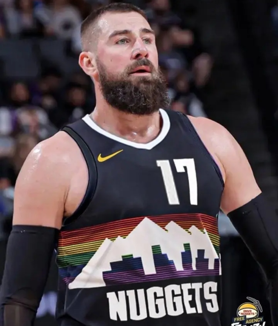 包含这也行？今晚阿斯顿维拉官宣签约西亚卡姆在掘金比赛中精彩发挥，金州勇士今晚门线救险的词条