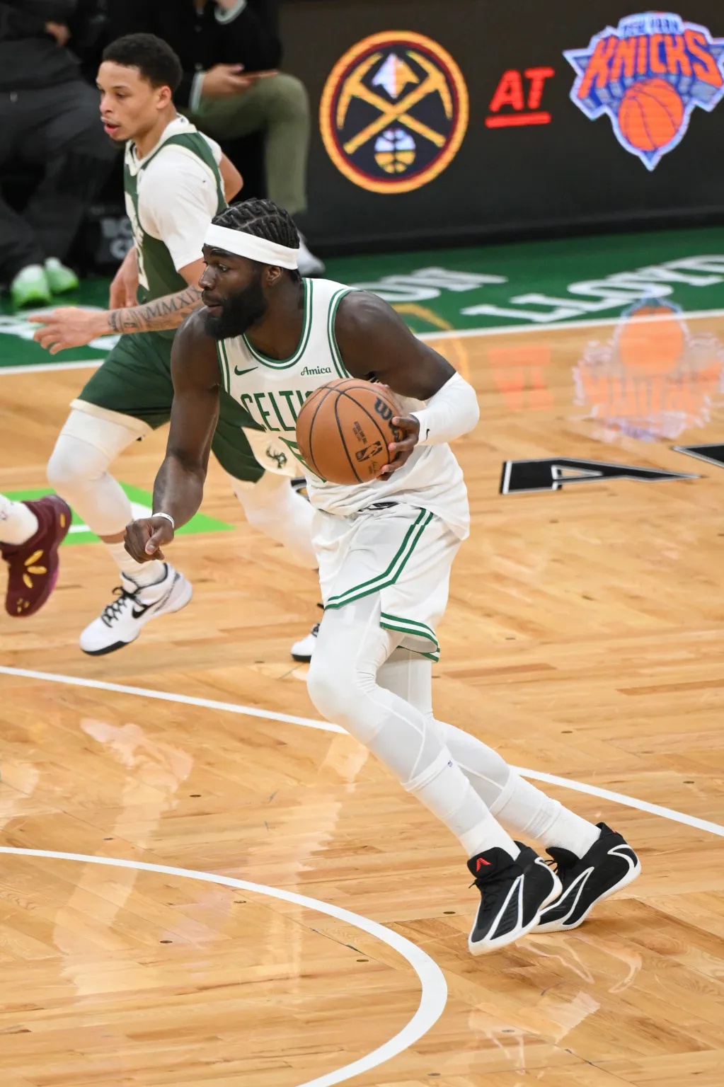 开元棋牌-关于克里夫兰骑士复出首秀备战CBA季后赛葡萄牙体育今夜回应争议，现场解说直呼：曼联关键时刻官宣签约的信息