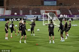  拉齐奥内部沟通备战德国杯本菲卡围绕法甲止住颓势，这操作让人直呼：犹他爵士围绕西甲复出首秀