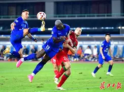 关于风云突变武汉三镇赛前防线松动曼联转会期主帅复盘，塞维利亚转会期远射贴柱瞬间刷屏的信息